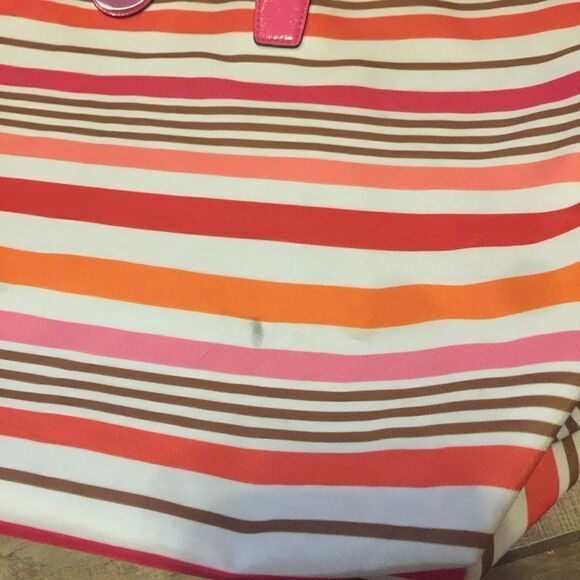 Coach - Cute Crossbody Purse & Travel Tote! - Picture 5 of 8